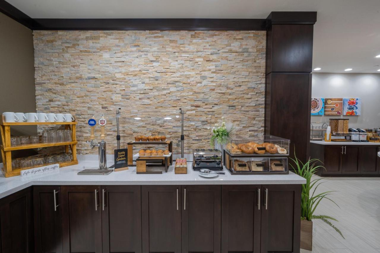 Staybridge Suites Houston East - Baytown By Ihg Dış mekan fotoğraf